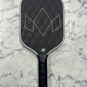 DIADEM Edge 18K  Speed Pro Pickleball Paddle 14 mm 8.0 oz Black Silver - USED